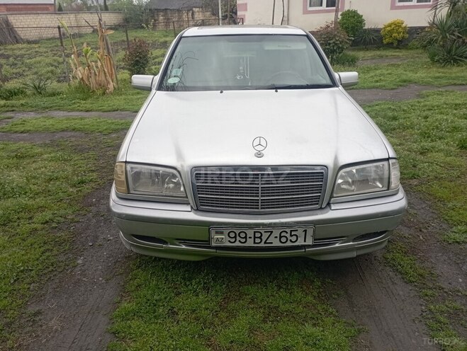 Mercedes C 240 2000, 200,000 km - 2.4 l - Balakən