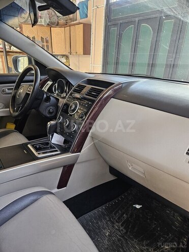 Mazda CX-9-15