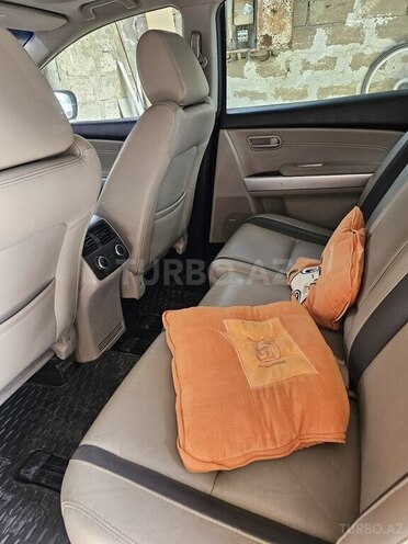 Mazda CX-9-12