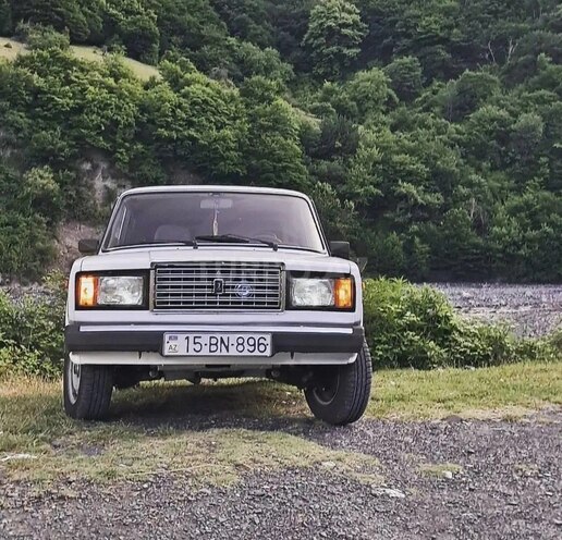 LADA (VAZ) 2107 2009, 95,000 km - 1.6 l - Qax