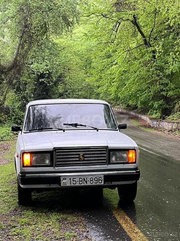 LADA (VAZ) 2107 2009, 95,000 km - 1.6 l - Qax