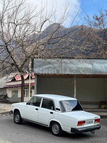 LADA (VAZ) 2107 2009, 95,000 km - 1.6 l - Qax