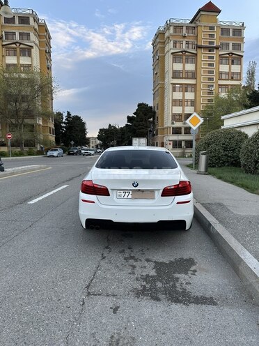 BMW 520-12