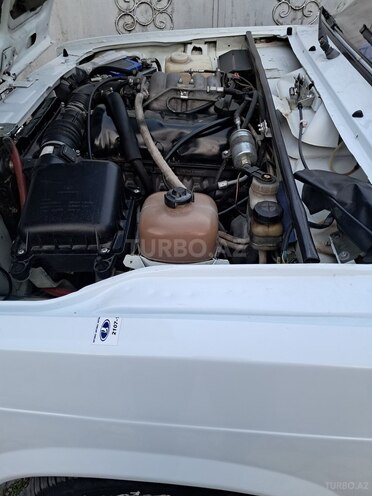 LADA (VAZ) 2107 2009, 95,000 km - 1.6 l - Qax