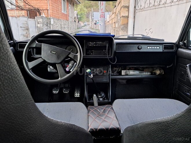 LADA (VAZ) 2107 2009, 95,000 km - 1.6 l - Qax