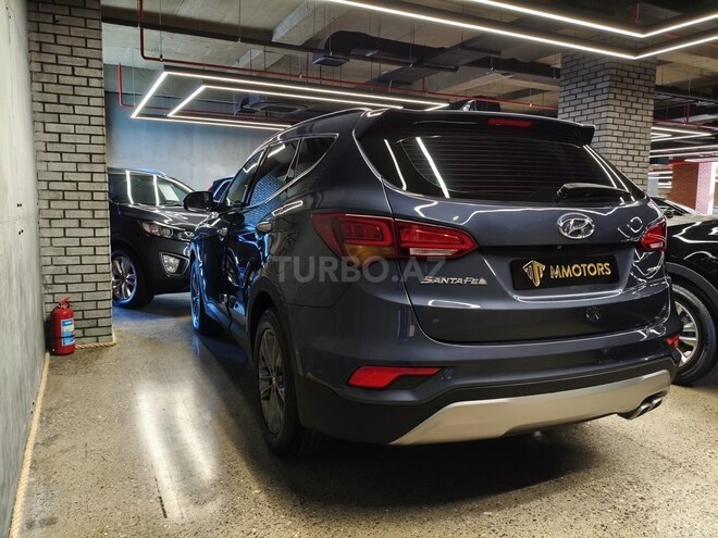 Hyundai Santa Fe-4