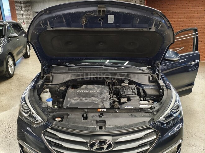 Hyundai Santa Fe-19