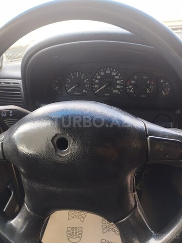 GAZ 3110 2001, 376,000 km - 2.3 l - Qusar