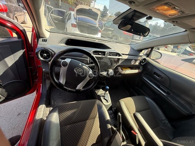 Toyota Aqua 2017, 212,000 km - 1.5 l - Bakı