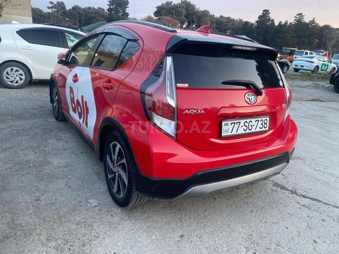 Toyota Aqua 2017, 212,000 km - 1.5 l - Bakı