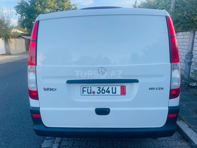 Mercedes Vito 111 2010, 180,000 km - 2.2 l - Bakı