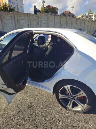 Mercedes E 220 d 2014, 196,000 km - 2.2 л - Bakı