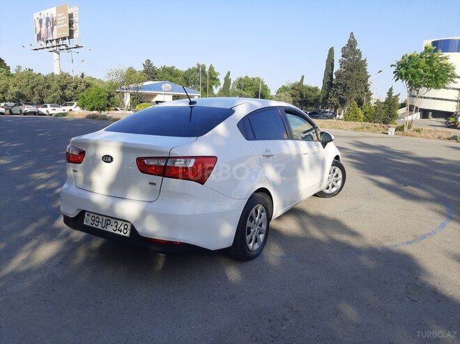 Kia Rio 2015, 232,000 km - 1.6 l - Bakı