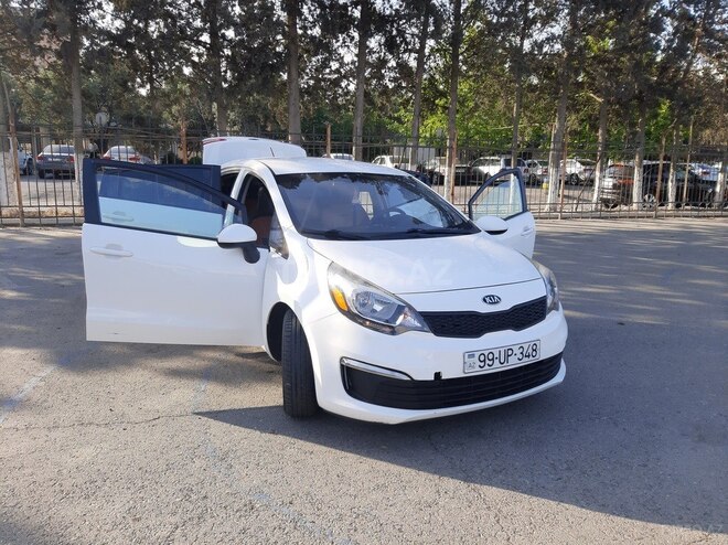 Kia Rio 2015, 232,000 km - 1.6 l - Bakı