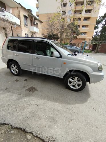 Nissan X-Trail 2001, 289,621 km - 2.0 l - Bakı