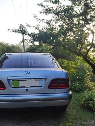 Mercedes E 320 1999, 390,000 km - 3.2 l - Lənkəran