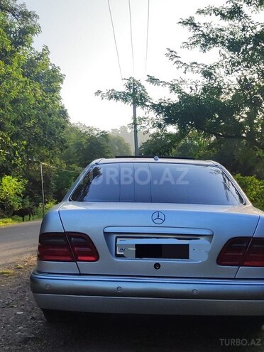 Mercedes E 320 1999, 390,000 km - 3.2 l - Lənkəran