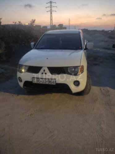 Mitsubishi L200 2007, 240,000 km - 2.4 l - Bakı
