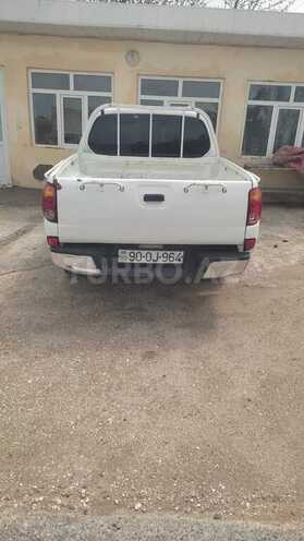 Mitsubishi L200 2007, 240,000 km - 2.4 l - Bakı
