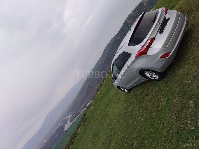 Hyundai i30 2013, 212,000 km - 1.4 л - Bakı