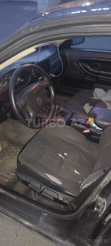 BMW 320 1992, 257,379 km - 2.0 л - Qax