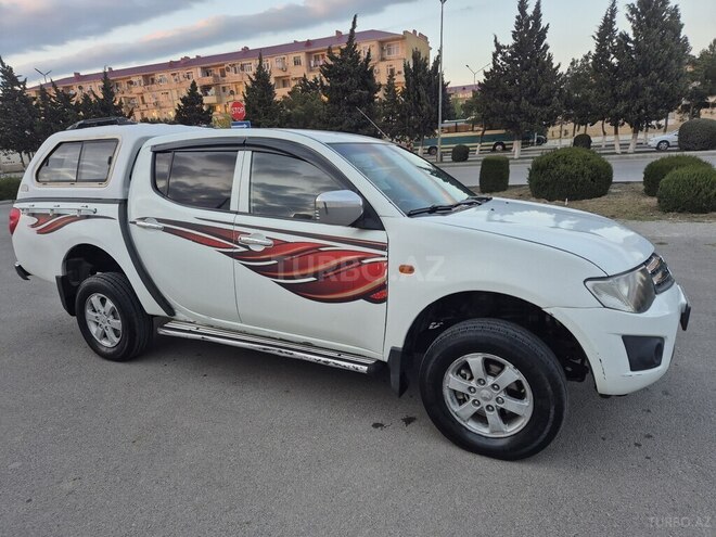 Mitsubishi L200 2007, 325,000 km - 2.5 l - Sumqayıt