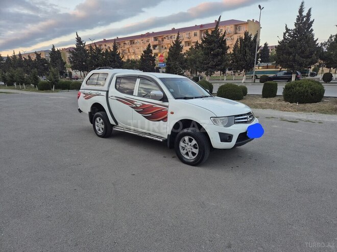 Mitsubishi L200 2007, 325,000 km - 2.5 l - Sumqayıt