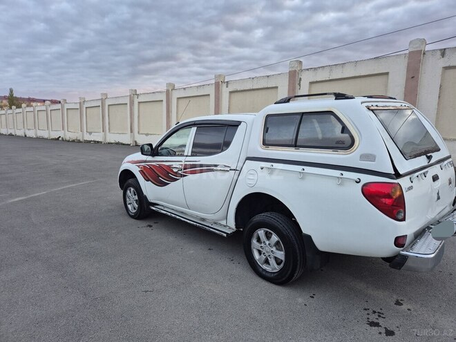 Mitsubishi L200 2007, 325,000 km - 2.5 l - Sumqayıt