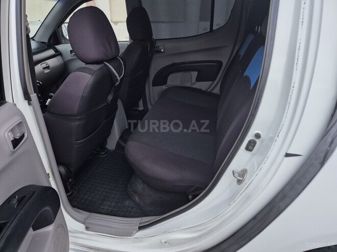 Mitsubishi L200 2007, 325,000 km - 2.5 l - Sumqayıt