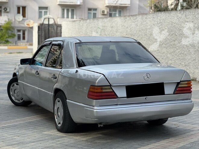 Mercedes E 230 1993, 258,741 km - 2.3 l - Sumqayıt
