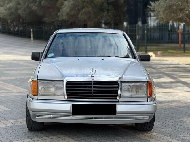 Mercedes E 230 1993, 258,741 km - 2.3 l - Sumqayıt