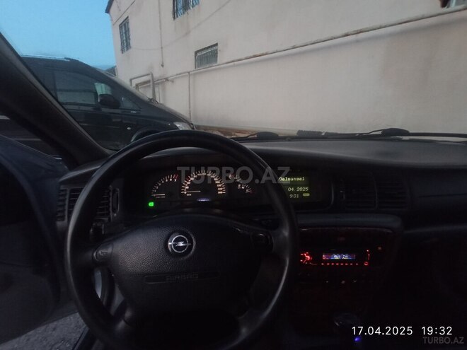 Opel Vectra 1997, 561,319 km - 2.0 l - Bakı
