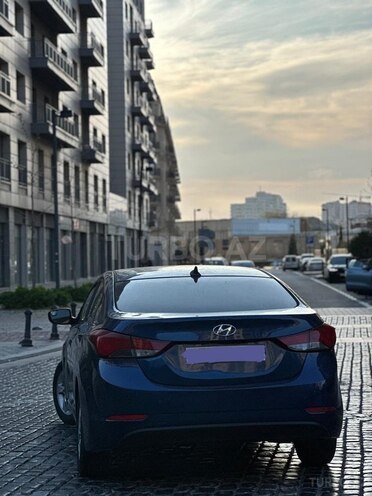 Hyundai Elantra 2015, 214,043 km - 1.8 л - Bakı