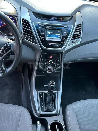 Hyundai Elantra 2015, 214,043 km - 1.8 л - Bakı
