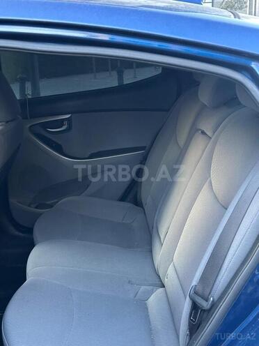 Hyundai Elantra 2015, 214,043 km - 1.8 л - Bakı