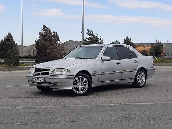 Mercedes C 200 1997, 228,000 km - 2.0 л - Bakı