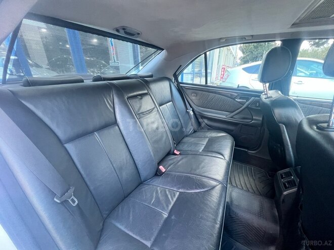 Mercedes E 320 2000, 275,000 km - 3.2 l - Sumqayıt