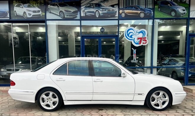 Mercedes E 320 2000, 275,000 km - 3.2 l - Sumqayıt