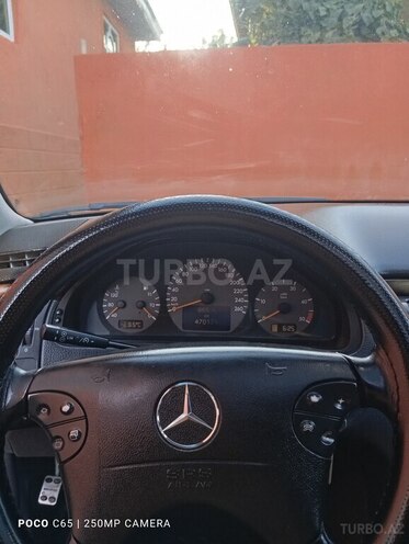 Mercedes E 320 2000, 520,000 km - 3.2 l - Bakı