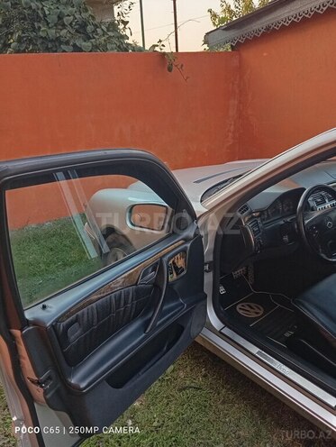 Mercedes E 320 2000, 520,000 km - 3.2 l - Bakı