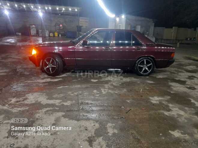 Mercedes 190 1992, 153,000 km - 1.8 l - Mingəçevir