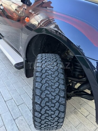 Mitsubishi L200 2009, 430,000 km - 2.5 l - Bakı