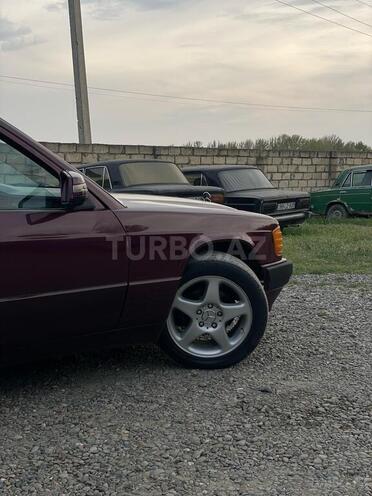 Mercedes 190 1992, 153,000 km - 1.8 l - Mingəçevir