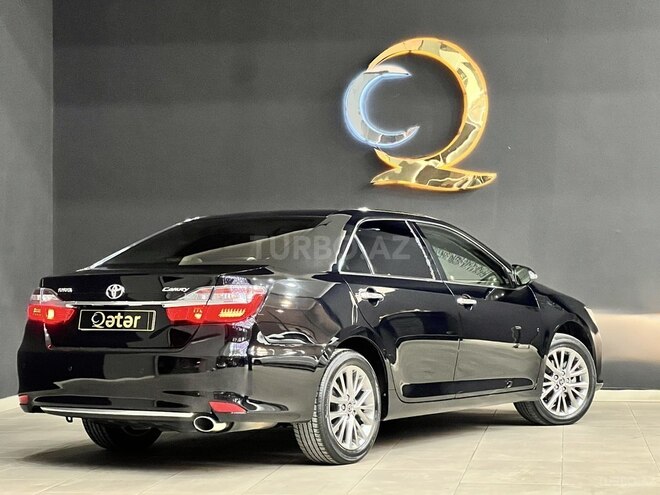 Toyota Camry-11