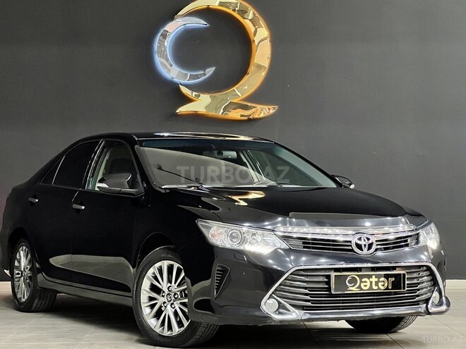 Toyota Camry-5
