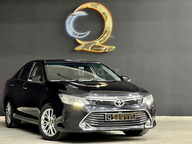 Toyota Camry-1