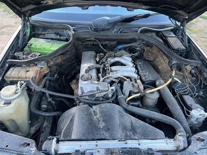 Mercedes E 200 d 1991, 380,000 km - 2.0 l - Bakı