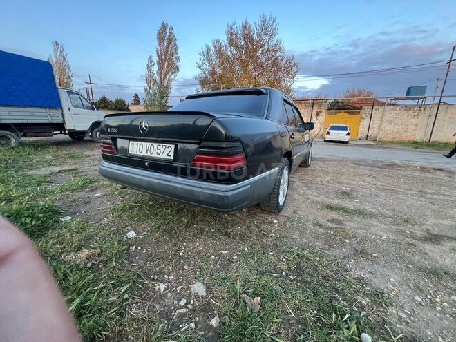 Mercedes E 200 d 1991, 380,000 km - 2.0 l - Bakı