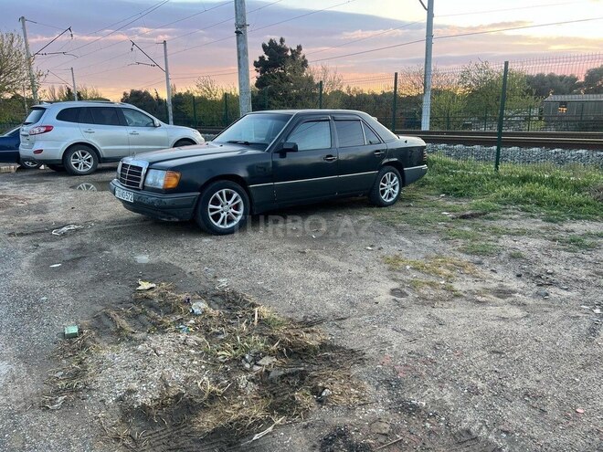 Mercedes E 200 d 1991, 380,000 km - 2.0 l - Bakı