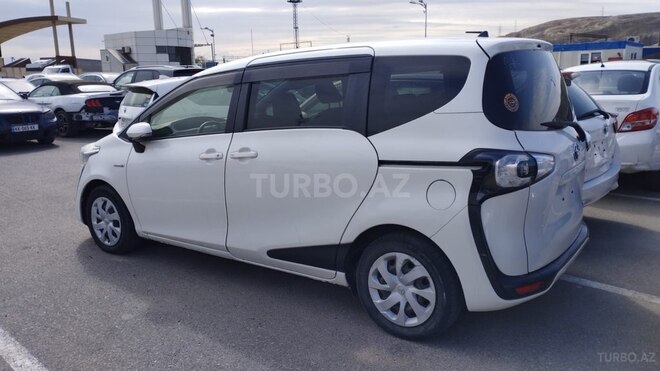 Toyota Sienta 2017, 165,000 km - 1.5 л - Bakı